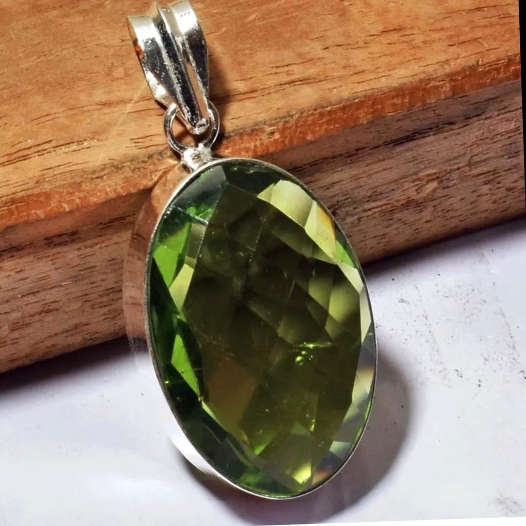 Peridot Green Quartz Pendant